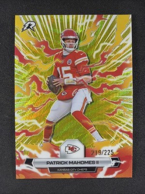 2025 Topps Resurgence Patrick Mahomes II Yellow Surge Parallel #219/225 - Chiefs