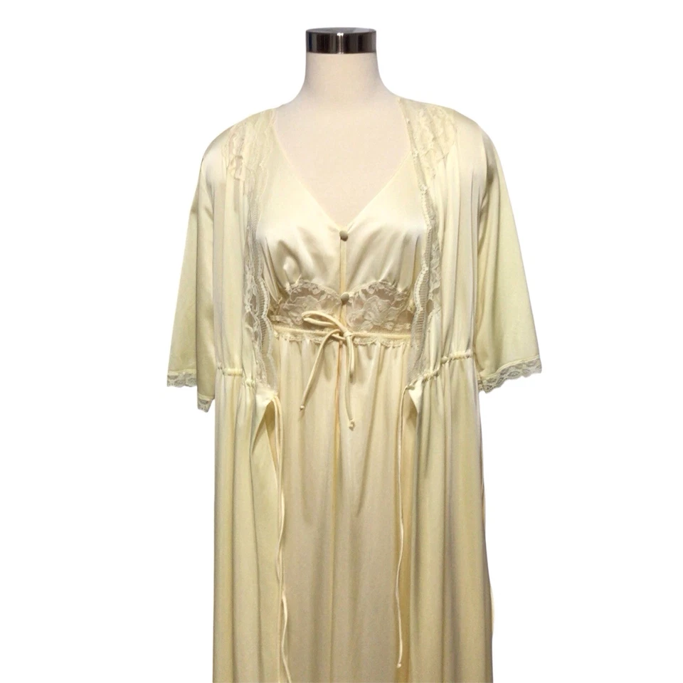 Vintage Shadowline Long Nylon Peignoir Set 2 Pc Gown Robe S Yellow Lace - Image 2 of 4