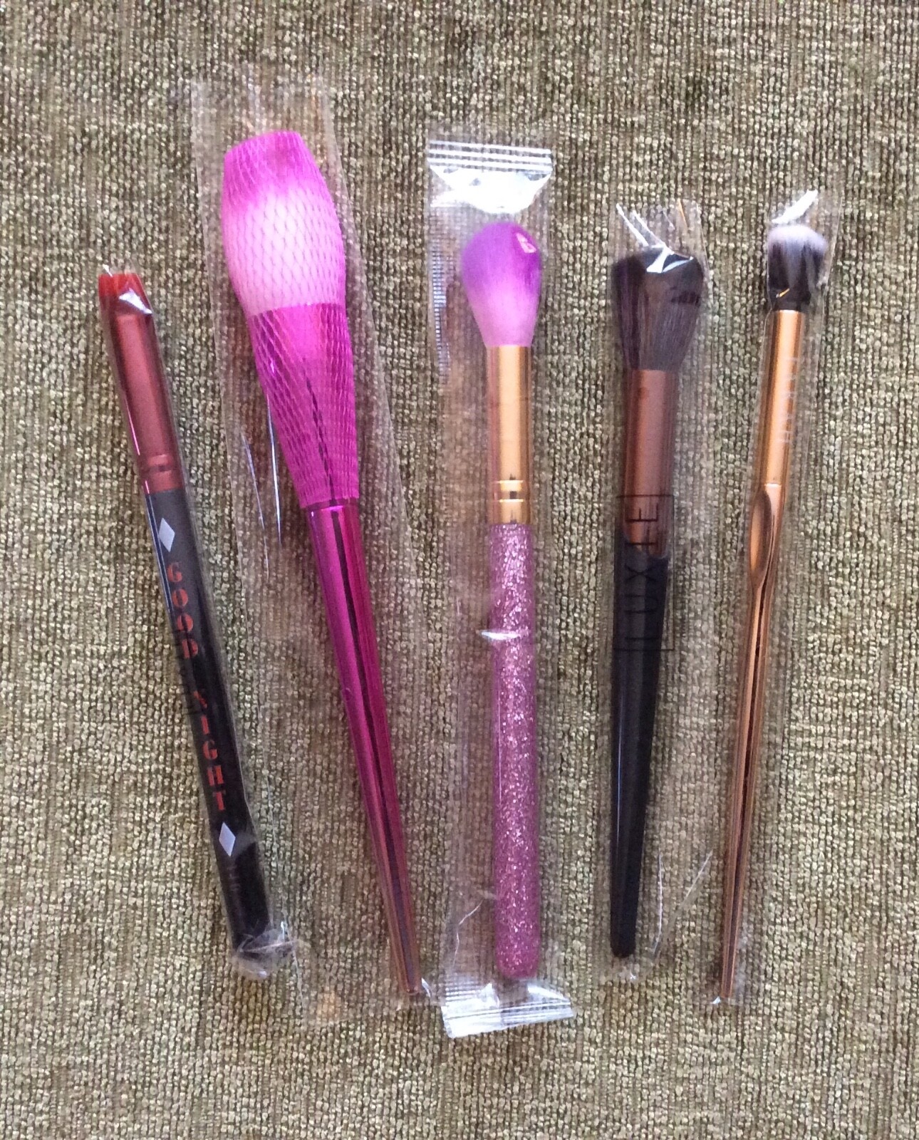 IPSY Bag and Brush Lot LUXIE FARAH SLMISSGLAM 15 Bags & 5 Brushes