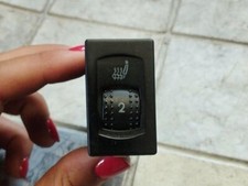 VW PASSAT B5 3B2 Schalter sitzheizung 3B0963563C 1.90 Diesel 66kw 2004 21054654