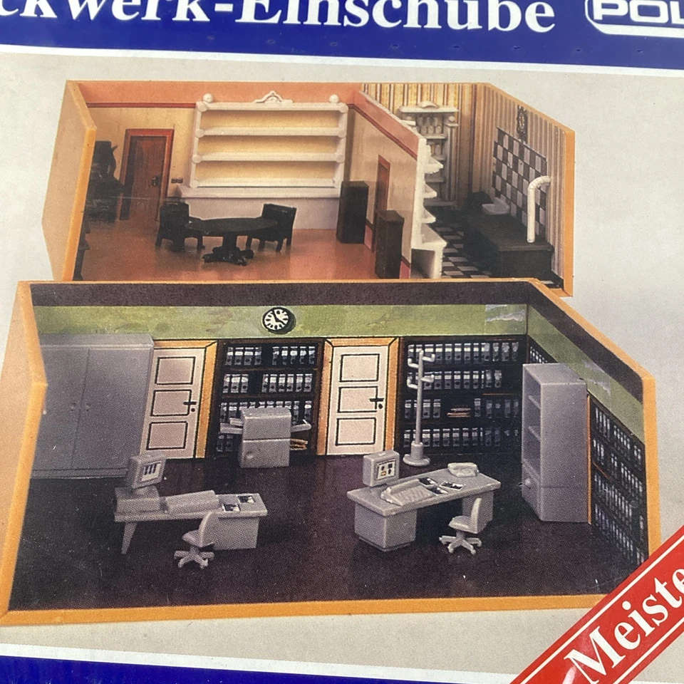 Pola 109 HO Scale Townhouse Room Inserts Building Kit - Image 2 of 4