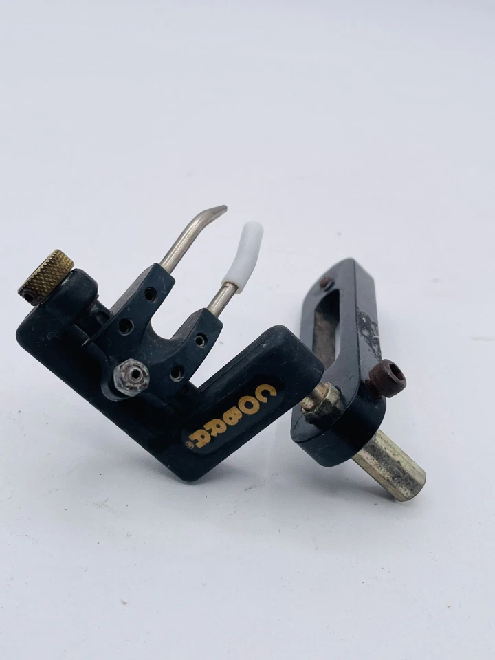 Cobra Dual Prong Flipper Arrow Rest Black & Silver for Archery Compound Bows - Image 3 of 4