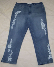 Women's Est. 1946 Crop Capri Jeans with Floral Embroidery Trim - Size 10