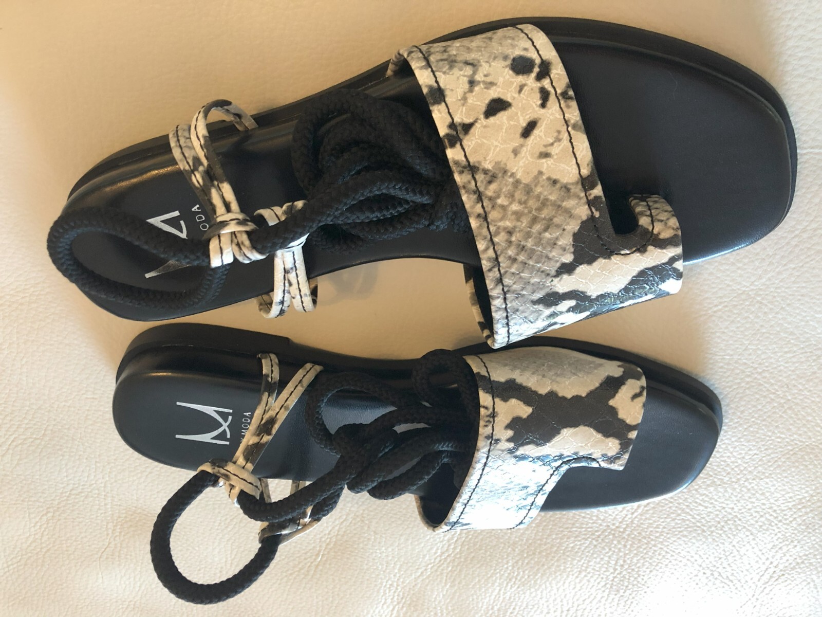 APL Sandali M By Moda Inma Neri Mono Snake Porvair UK 3 NUOVI CON SCATOLA CTRL 55 95