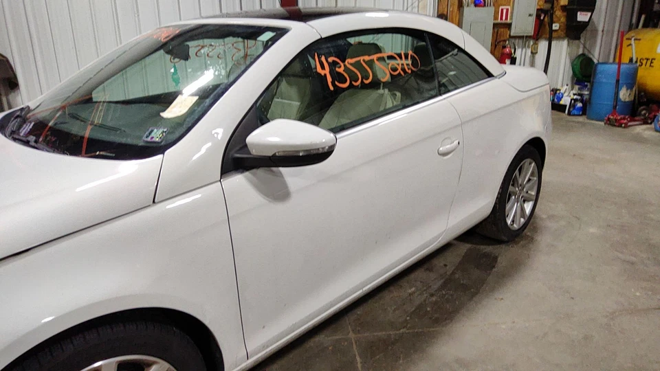 Volkswagen EOS 2007-2016 convertible conjunto de puerta lateral izquierda caramelo blanco-LB9A Foto 3 de 3