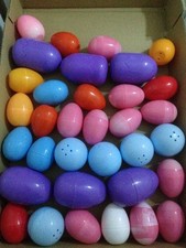 34 leere Kapseln Eier Kugeln Hüllen in bunt - steckbar Hochzeit, basteln