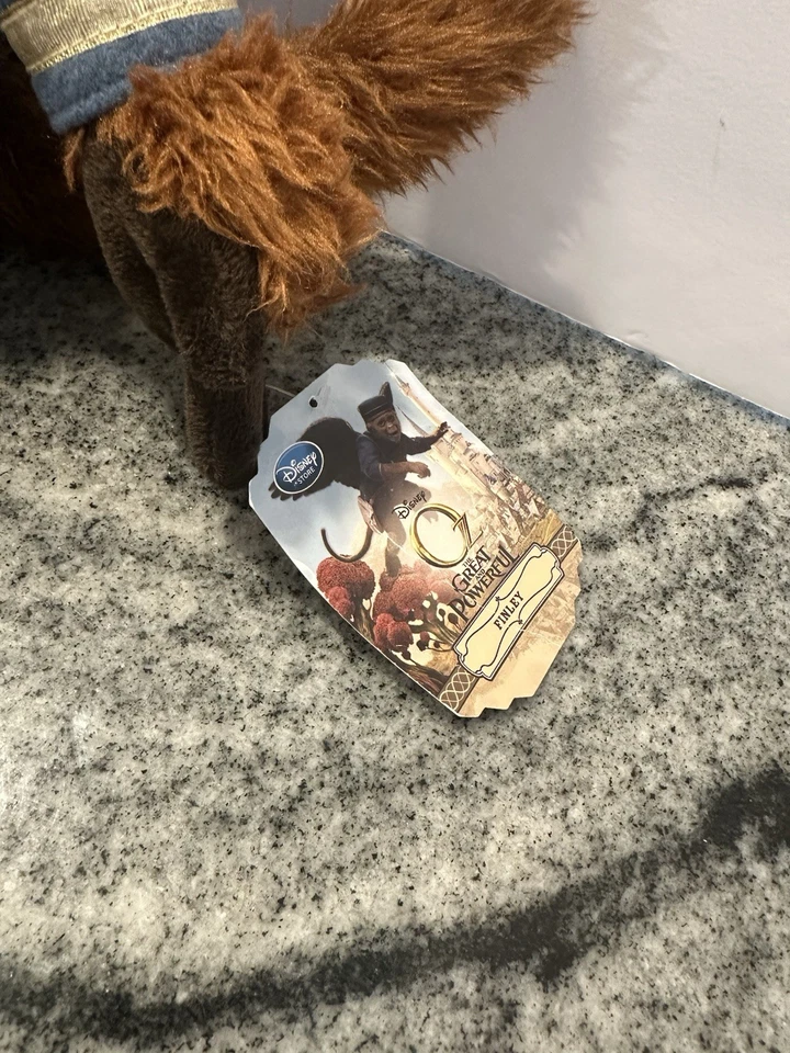 Disney Store Finley Flying Winged Monkey 20” Peluche Mago de Oz MALVADO NUEVO CON ETIQUETAS Foto 3 de 4