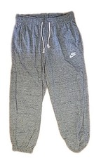 Nike Women's Gym Vintage Capris. Gray. DM6384-063.Sz XS