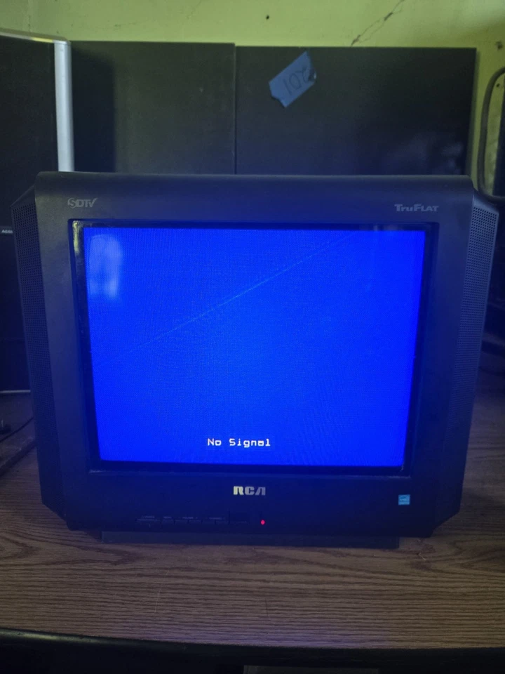 RCA 14F514T TruFlat 14"Stereo CRT TV Control Video Gaming Retro No Remote - Image 2 of 4