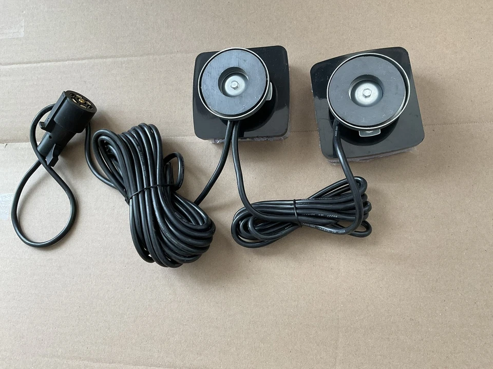 Magnetic LED Trailer Towing Light Kit w/Reflex Universal 2X 15 LED Trailer Rear - Image 2 of 2