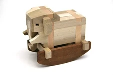 Woodwork Puzzle kumiki Elephant Wooden toy From Hakone Maruyama Japan