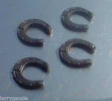 Horseshoe Set (4 pc) Diecast Miniatures 1/24 Scale Diorama Accessories