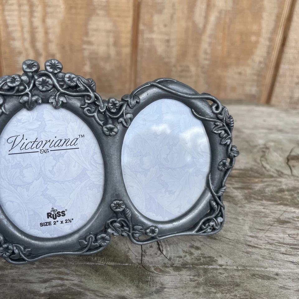 Marco de fotos RUSS 3 aberturas ovaladas floral metal mini estilo victoriano Foto 4 de 4