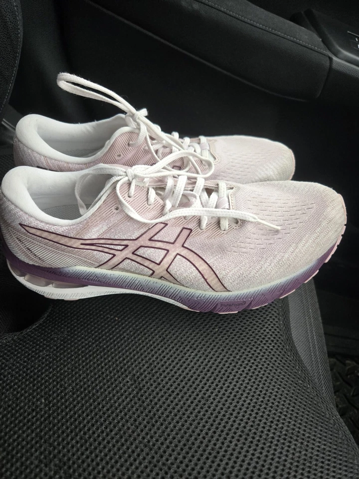 Zapatos para correr para mujer ASICS GT 2000 10 talla 11 púrpura blanco Foto 2 de 4