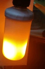 LED FLICKERING FLAME BULB 