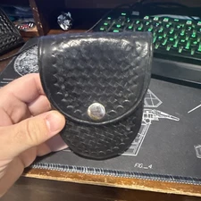 Leather Handcuff Case Stallion Leather SWM1