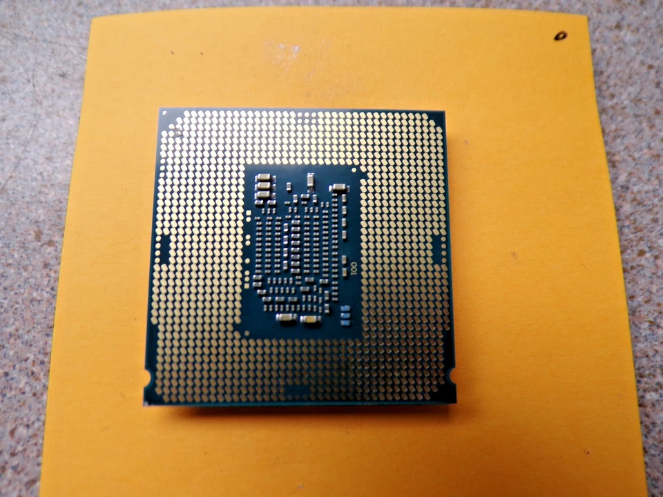 Intel 6th Gen Core i7-6700K 4.0GHz (Turbo 4.2GHz) 4-Core LGA1151 CPU SR2BR #7400 - Image 2 of 2