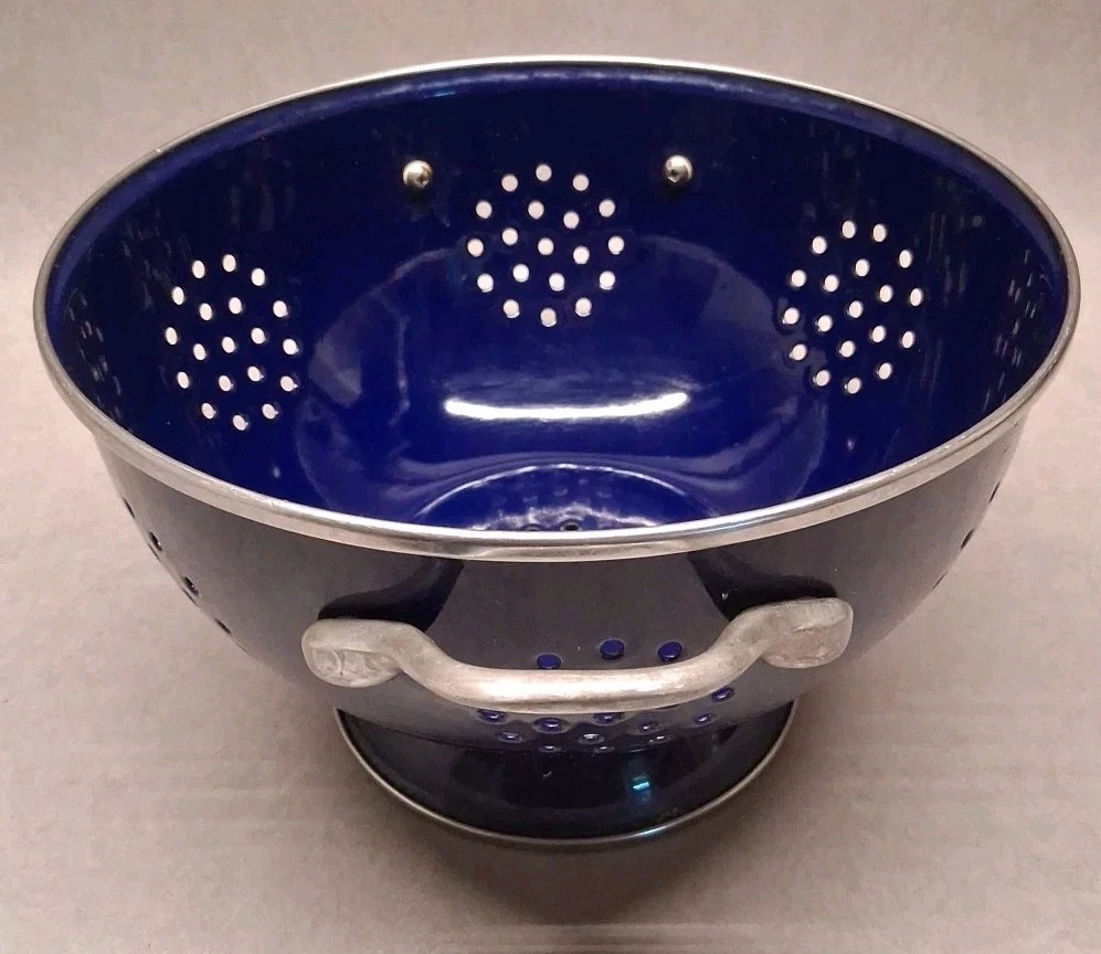 Blue Enamel Colander Strainer Farmhouse Round Medium 8.5'' Heavy Duty
Opens in a new window or tab