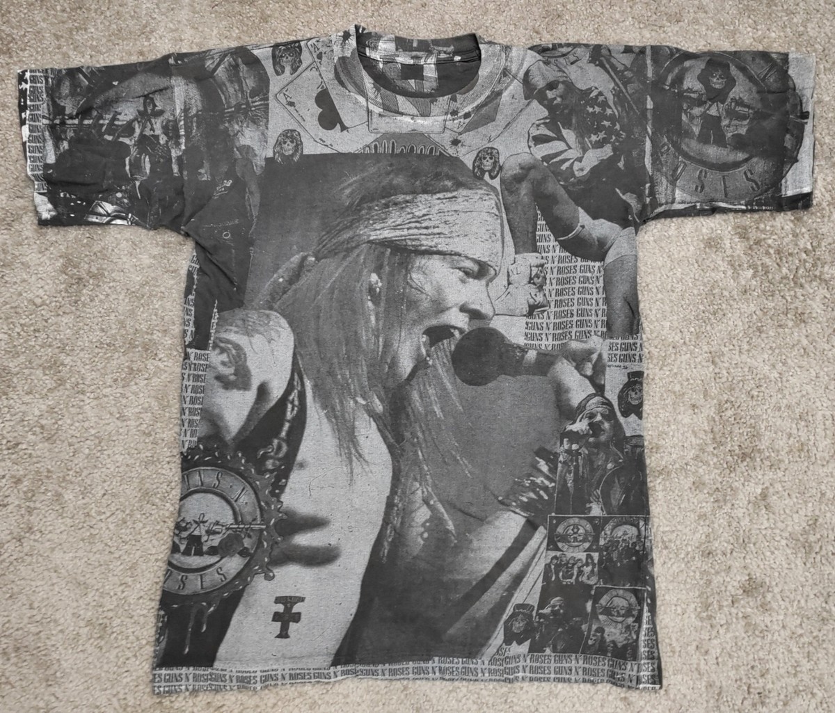 GUNS N ROSES LAS VEGAS 2001 Tシャツ デッドストック GUNS N ROSES LAS VEGAS 2001 Tシャツ デッドストック GUNS N