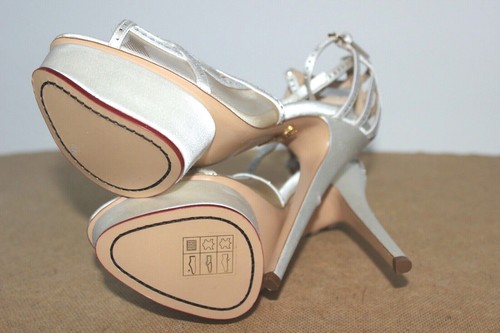 Charlotte Olympia Ivory White Octavia Swarovski crystal-embellished Heel 38 uk 5 - Picture 6 of 7
