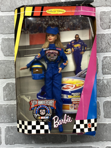 Barbie NASCAR Fahrerpuppe 50th Anniversary Sammleredition 1998 Vintage Schaden - Bild 1 von 10