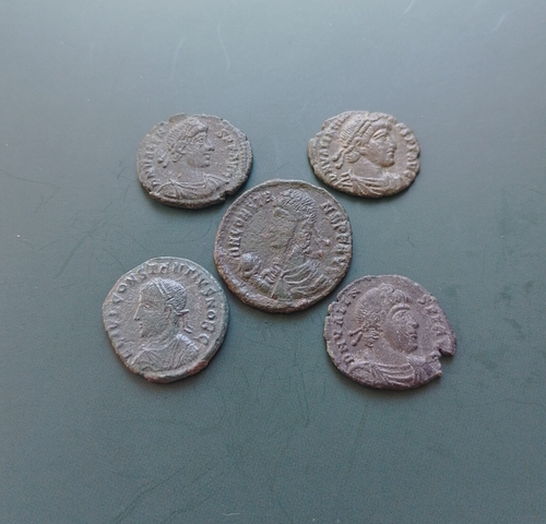 5 coins of the Roman Empire LOT! 18-23mm