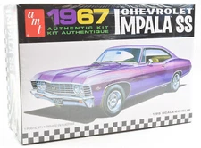 AMT 1967 Chevy Chevrolet Impala SS 1:25 Scale Plastic Model Car Kit 981