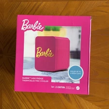 Barbie Pink 6 Can Personal Mini Fridge Thermoelectric Cooler Sanrio 4L New