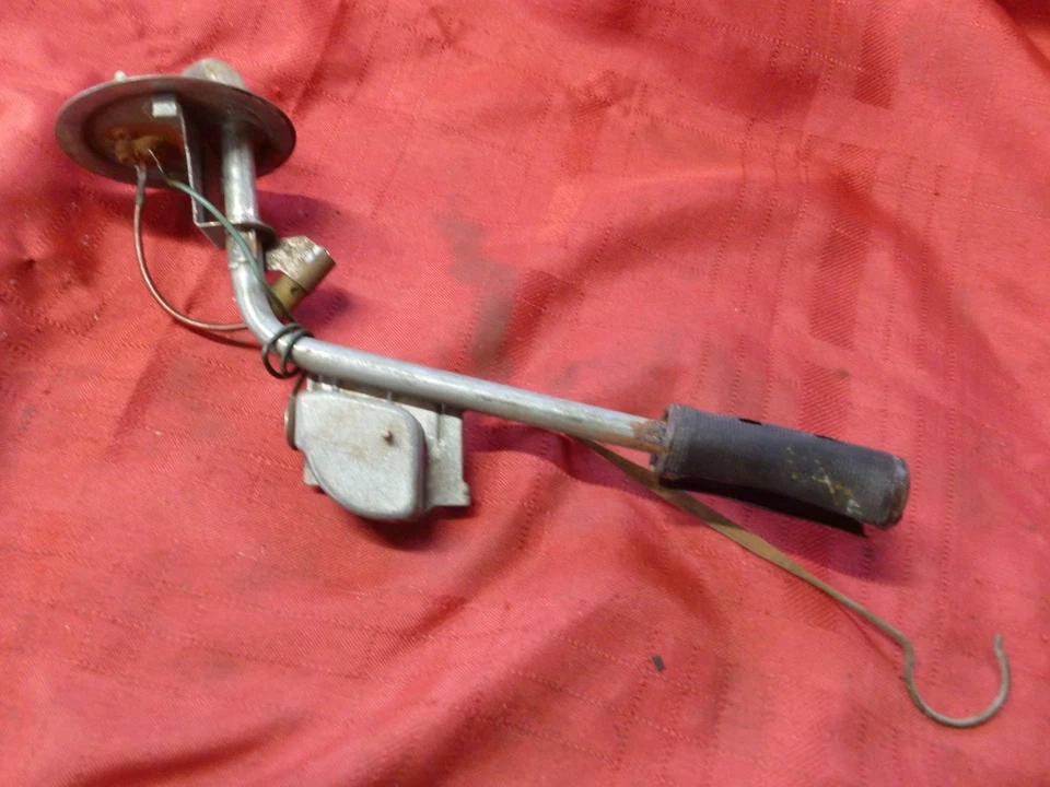 Mercury Cougar 1970 medidor de combustible unidad de envío con poco combustible *D0Wb 9275-B FoMoCo 70 Foto 4 de 4