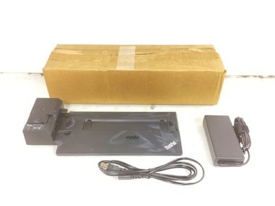 Lenovo 135 Watt ThinkPad Pro Docking Station - 40AH0135US