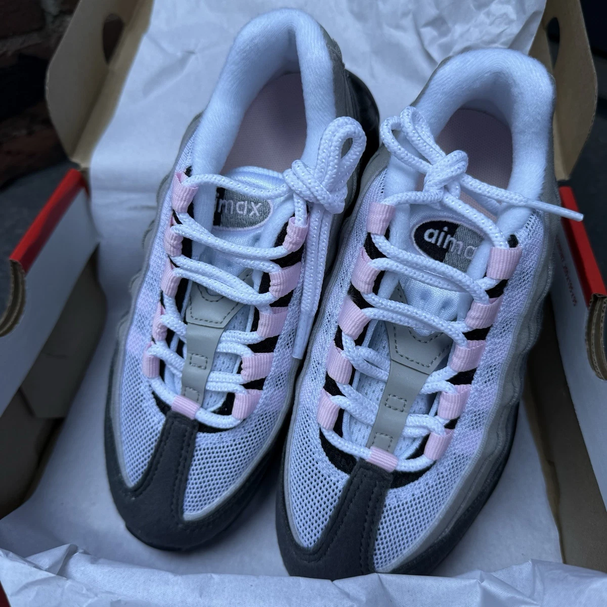 Nike Air Max 95 OG Pink Foam 905461-075 Preschool SIZE 1.5Y IN