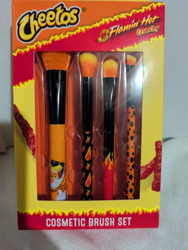 Cheetos Flamin Hot Crunchy 4 pc. Cosmetic Brush Set B58