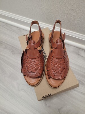 BearPaw Gloria Saddle Huaraches 