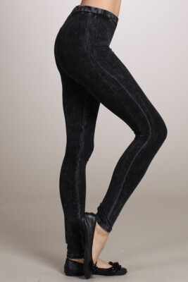 Topshop - Coordinato con corsetto e gonna in denim lavaggio nero effetto sporco