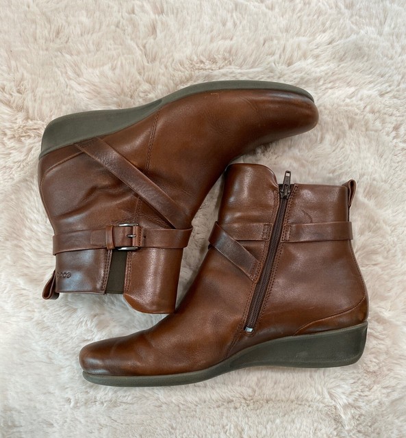 ecco leather ankle boots