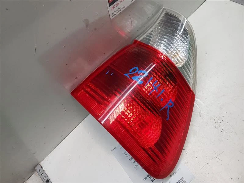 2004-2006, BMW X5, luz trasera de pasajero cuarto de panel montado, PN - 63217164474  Foto 2 de 4