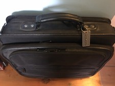 Port Noteworthy Laptop / Briefcase Bag Multi Zip Storage Compartments