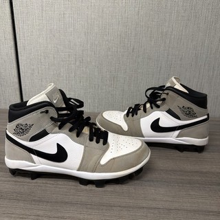 Air Jordan 1 Retro MCS Grey Baseball Cleats (AV5354 012) Men's Size 9