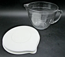 ANCHOR HOCKING Glass Batter Measuring Cup Mixing Bowl 8 Cup 2 qt White Lid Cover