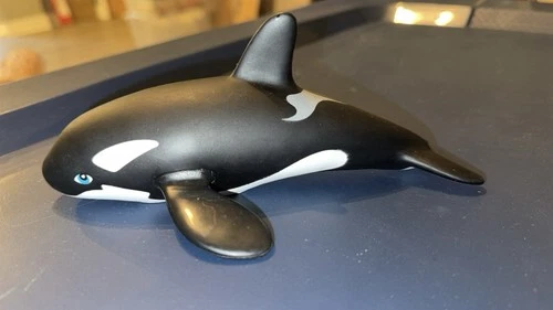 Vintage 1995 Mattel Barbie Keiko the Orca Killer Whale Animal Figure 14"