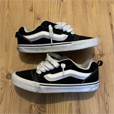VANS Old Skool Black White Suede Canvas Low Top Skateboarding Sneakers