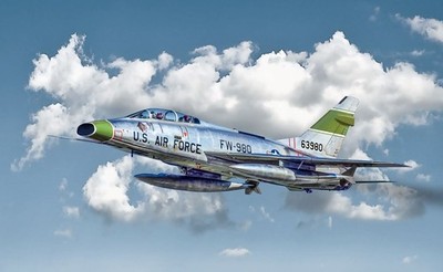 Italeri 1398 F-100F Super Sabre 1/72 Scale Model Kit with 5 Different Markings