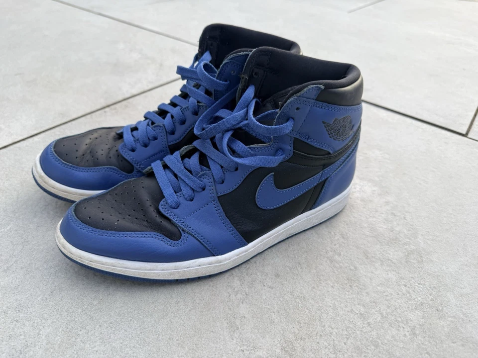 Nike Air Jordan 1 Retro High OG Dark Marina Blue Size UK 9 / US 10 / EU 44, photo 1 of 5