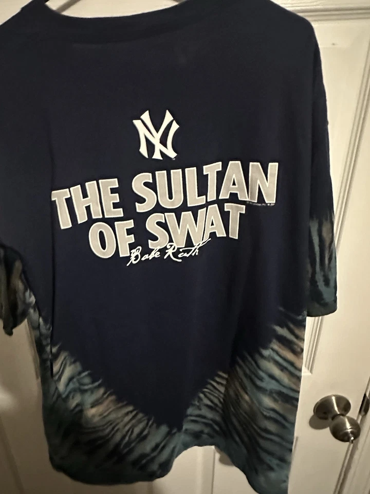 New York Yankees Babe Ruth Majestic Tee The Dye With Back Hit Talla Para Hombre XL Foto 3 de 3