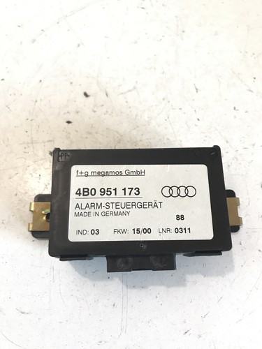 Audi A4 Alarmsteuergerät 4B0951173 Original 2,8 V6 2001