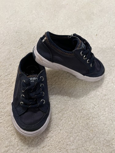 sperry deckfin jr