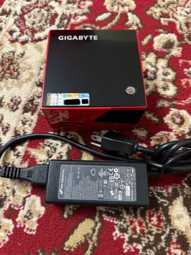 Gigabyte NUC Mini PC i7-4770R 8GB RAM 64GB SSD GB-BXi7-4770R AC adaptor RED - Picture 1 of 7