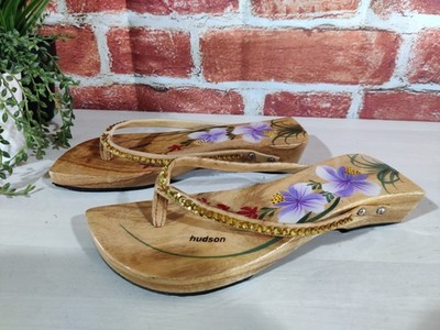 HUDSON SAIGON HAWAII SANDALEN UK 5 EU 38 PAILLETTEN BLUMEN HOLZ KEILABSATZ DAMENSCHUH