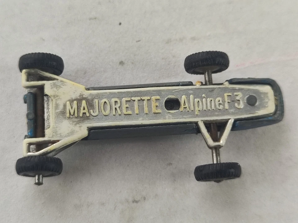 Coche retro vintage Alpine F3, Majorette, Francia, coche modelo pequeño Foto 3 de 4
