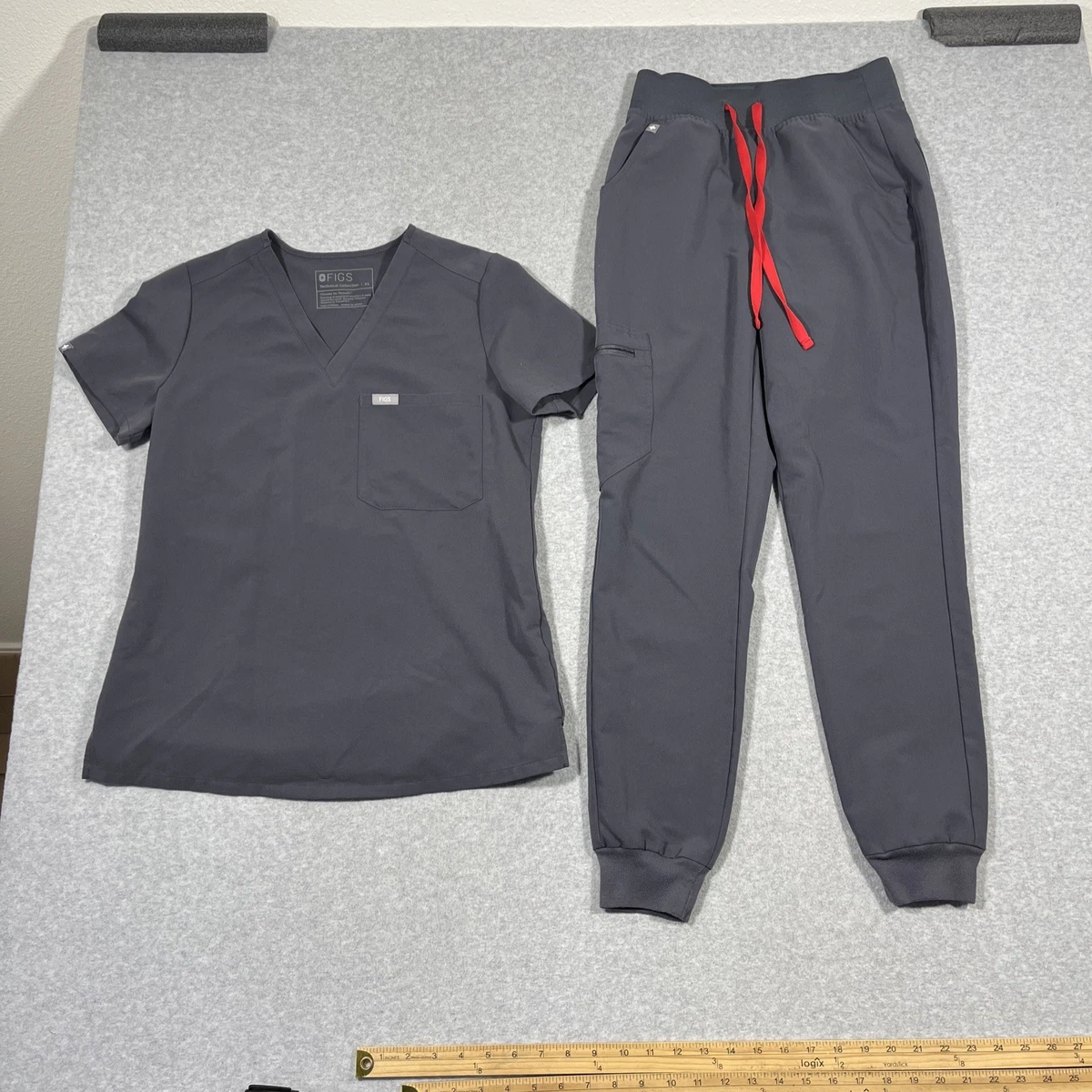 FIGS グレー XS タンクトップとパンツセット セットアップ タンクトップ ショートパンツ[品番：FQ000172946